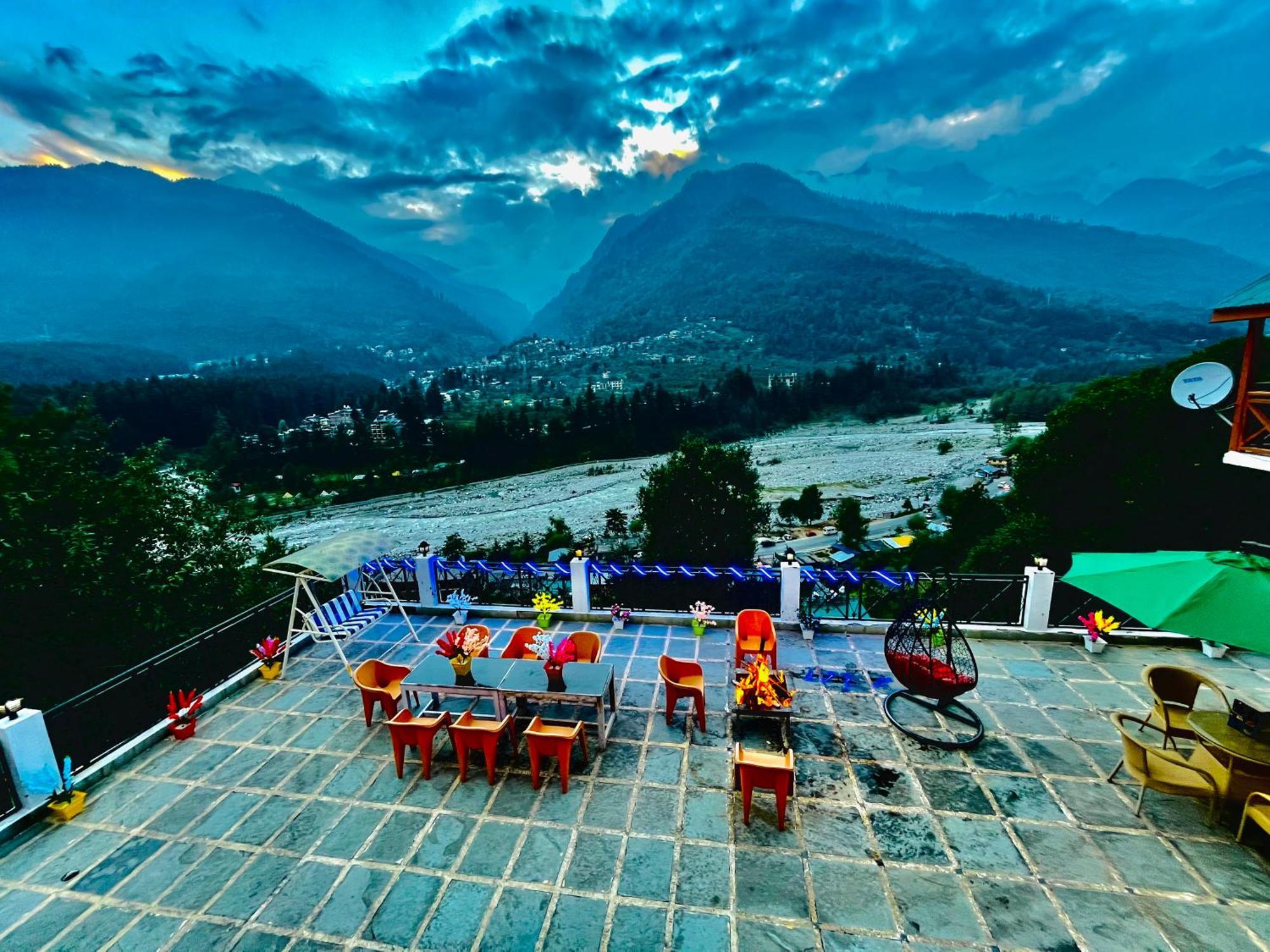 Snow Clad Riverview Hotel & Resort, Manali المظهر الخارجي الصورة