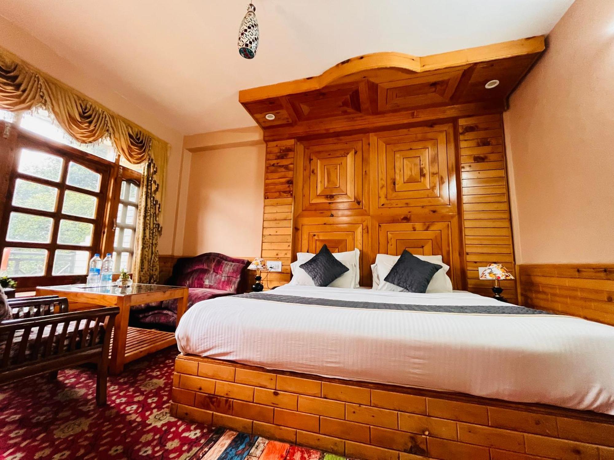 Snow Clad Riverview Hotel & Resort, Manali المظهر الخارجي الصورة