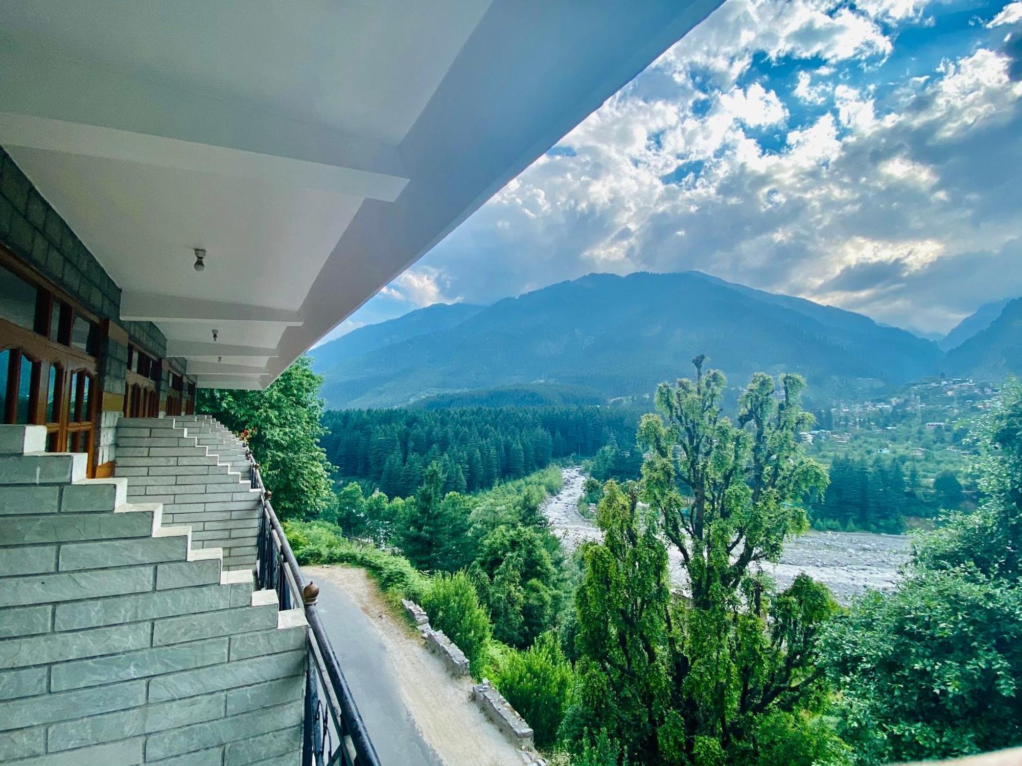 Snow Clad Riverview Hotel & Resort, Manali المظهر الخارجي الصورة